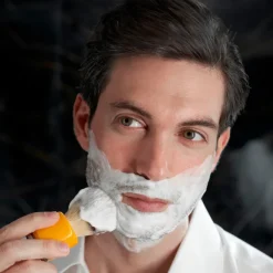 Crema Soffice Da Pennello | <Acqua di Parma Hot